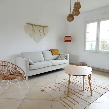 Grande Maison, Garage Et Jardin * Laventie